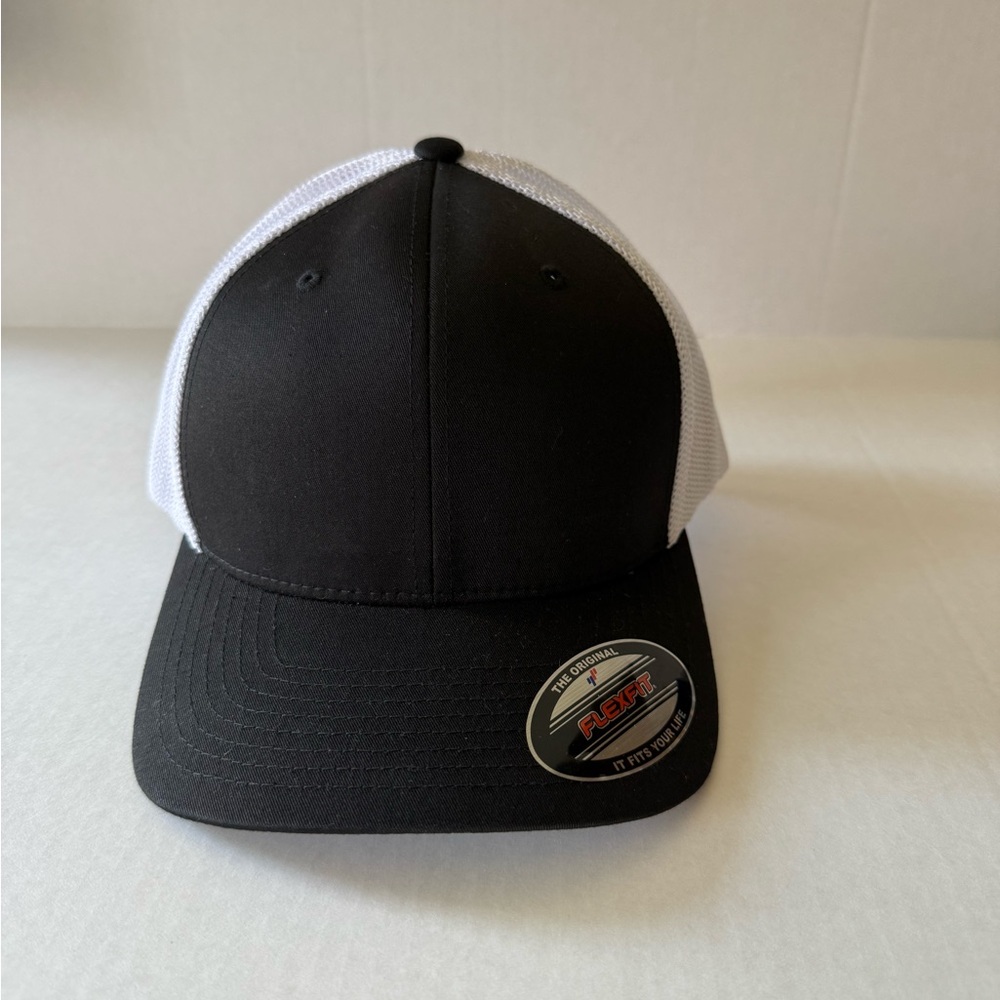 NWT Flexfit Trucker Hat  Mesh Back - Flexfit Style 6511 Black with White Mesh